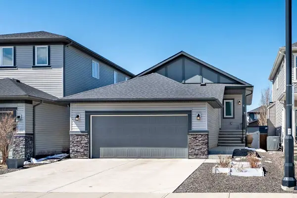 6 Drake Landing GRV, Okotoks, AB T1S0P6