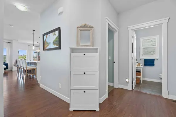 64 Drake Landing CRES, Okotoks, AB T1S0E6
