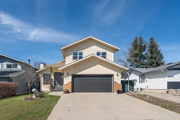 133 Carr CRES, Okotoks, AB T1S 1E5