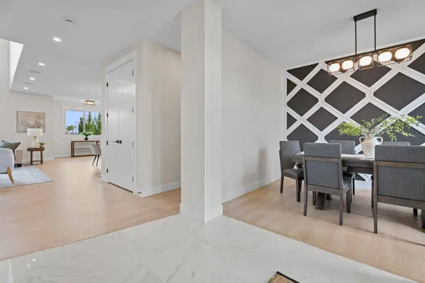 26 Cimarron Estates Gate, Okotoks, AB T1S 0M9