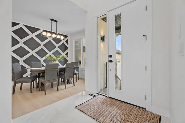 26 Cimarron Estates Gate, Okotoks, AB T1S 0M9