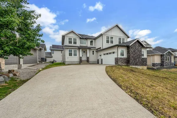 22 Cimarron Estates, Okotoks, AB T1S 0M9