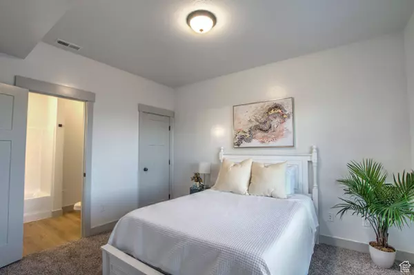 939 N HARBOR VILLAGE DR E #4A, Garden City, UT 84028