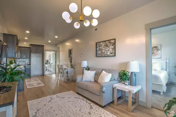 939 N HARBOR VILLAGE DR E #4A, Garden City, UT 84028