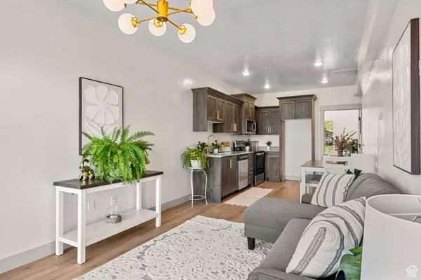 931 N HARBOR VILLAGE DR E #202, Garden City, UT 84028