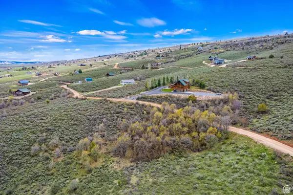 2450 S PAINTBRUSH #8, Garden City, UT 84028