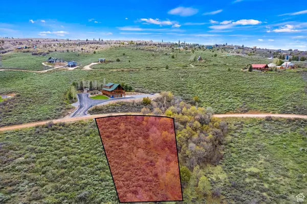 2450 S PAINTBRUSH #8, Garden City, UT 84028