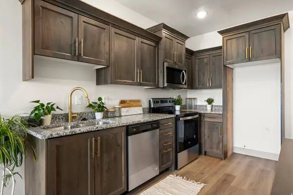939 N HARBOR VILLAGE DR E #104, Garden City, UT 84028