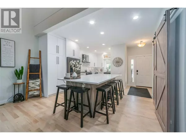 690 Lequime RD #106, Kelowna, BC V1W5B8