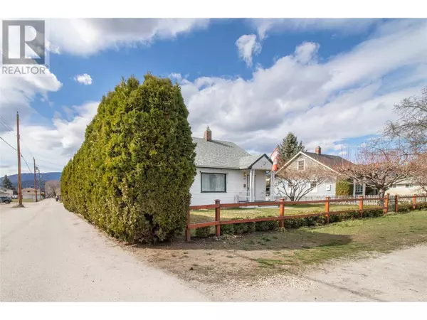 1408 Graham Street, Kelowna, BC V1Y3A8