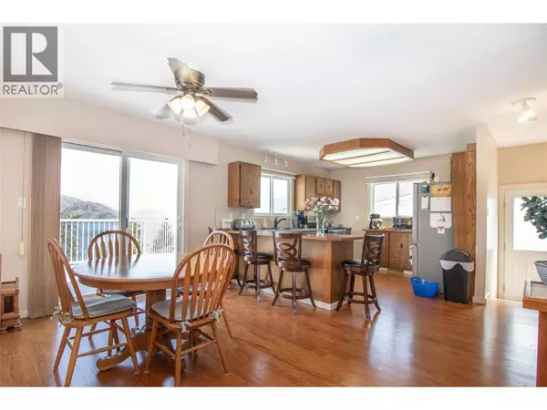 6335 Topham Place, Peachland, BC V0H1X0