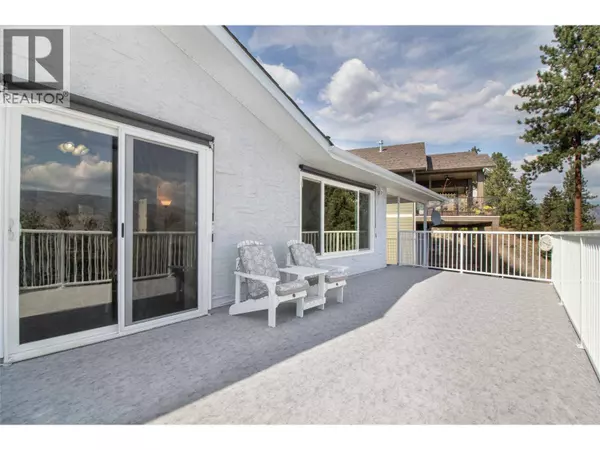 6335 Topham Place, Peachland, BC V0H1X0