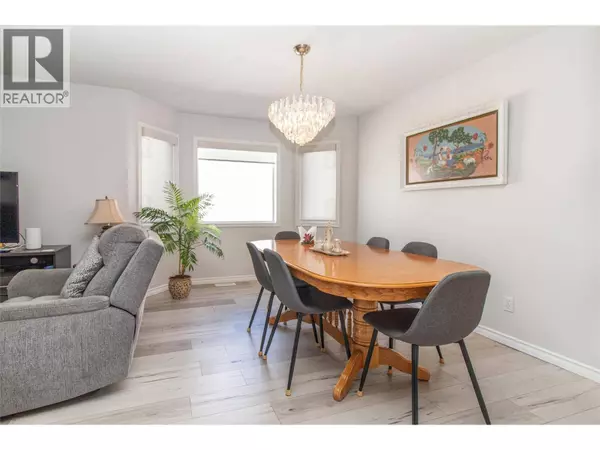 1874 Parkview CRES #25, Kelowna, BC V1X7G6