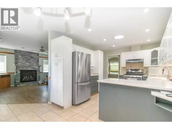 1495 Nelson Place, Kelowna, BC V1Y9H5