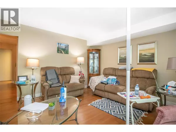 1045 Sutherland AVE #115A, Kelowna, BC V1Y5Y1