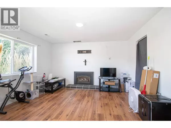 2160 Lynrick Road, Kelowna, BC V1P1G4