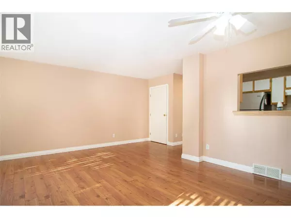 130 Dundas RD #3, Kelowna, BC V1X7H2