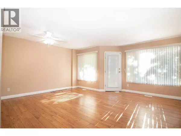 130 Dundas RD #3, Kelowna, BC V1X7H2