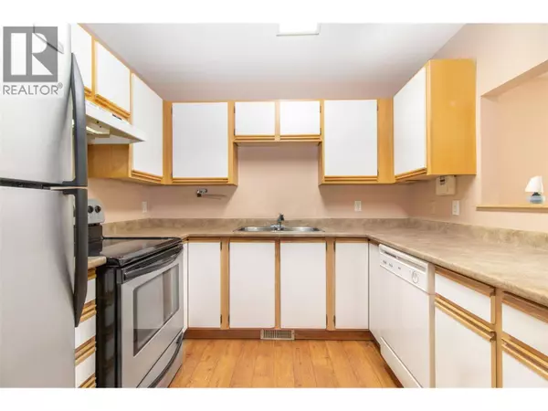 130 Dundas RD #3, Kelowna, BC V1X7H2