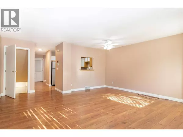 130 Dundas RD #3, Kelowna, BC V1X7H2