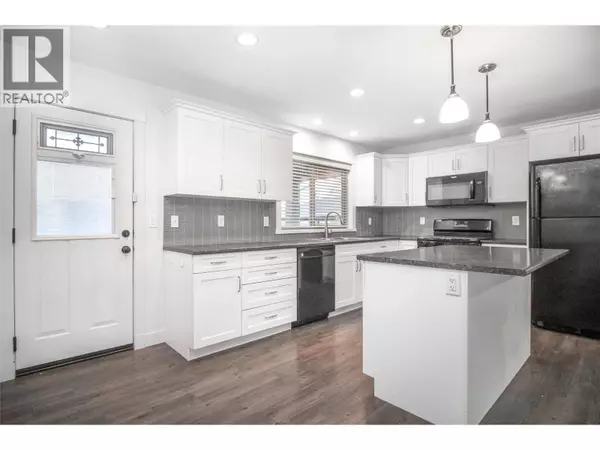 560 Christleton Avenue, Kelowna, BC V1Y5J2