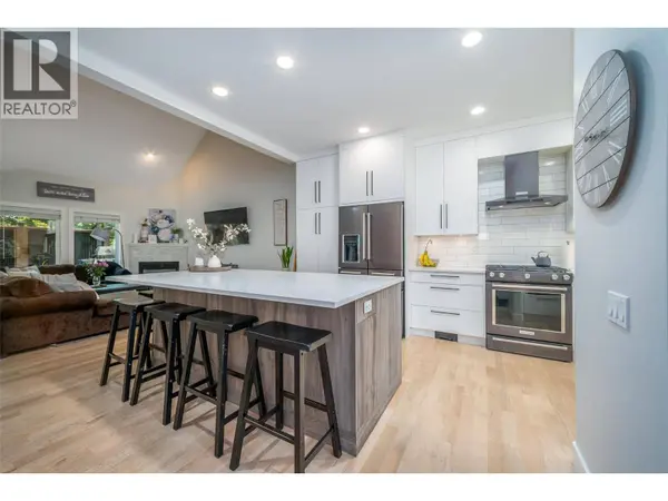 690 Lequime RD #106, Kelowna, BC V1W5B8