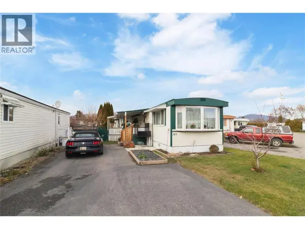 3745 Lakeshore RD #141, Kelowna, BC V1W3K4