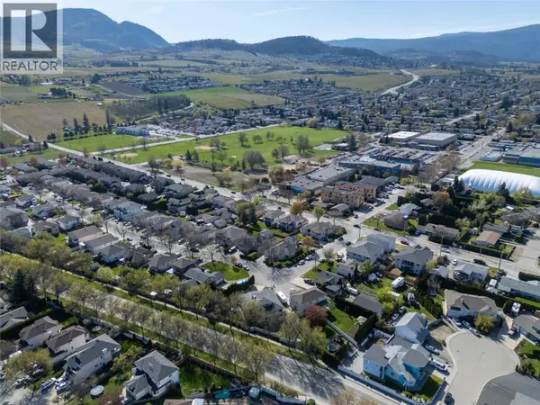 970 Maygard Road, Kelowna, BC V1X5X1