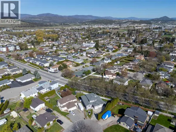 970 Maygard Road, Kelowna, BC V1X5X1