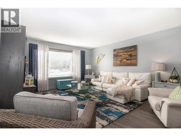 2111 Wilkinson Street, Kelowna, BC V1Y4A1