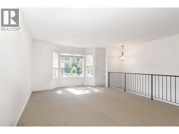 477 Clifton Road, Kelowna, BC V1V1A6