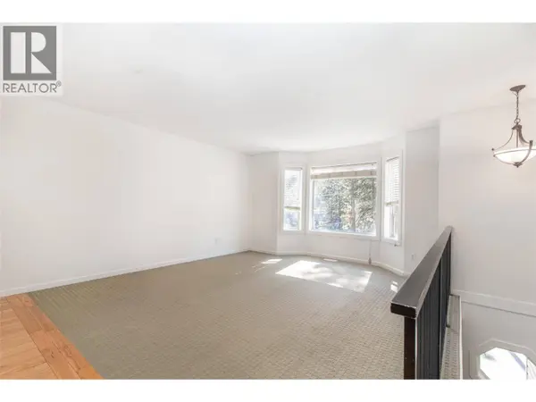 477 Clifton Road, Kelowna, BC V1V1A6