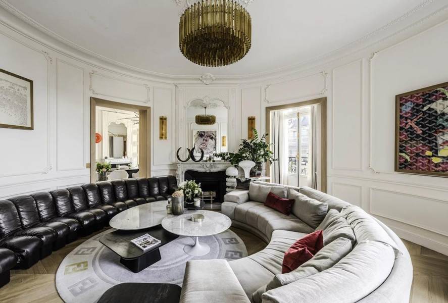 An Iconic Avenue d’Iéna Residence #LE, Paris, 