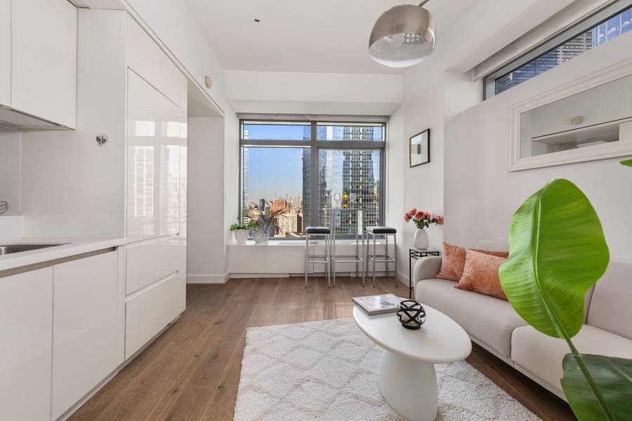 123 Washington St APT 30F, New York, NY 10006