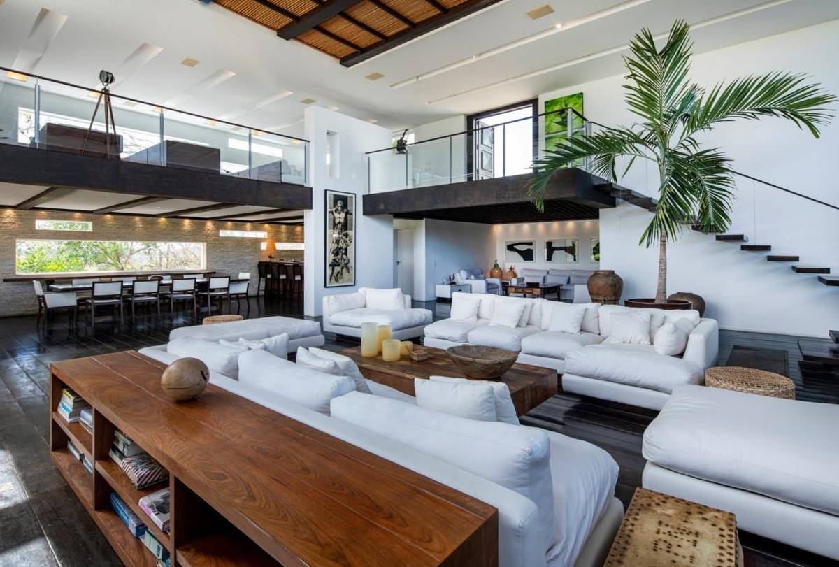 Brazil,,Beautiful 5 Bedroom Luxury Villa in Ferradura #LE/Brazil