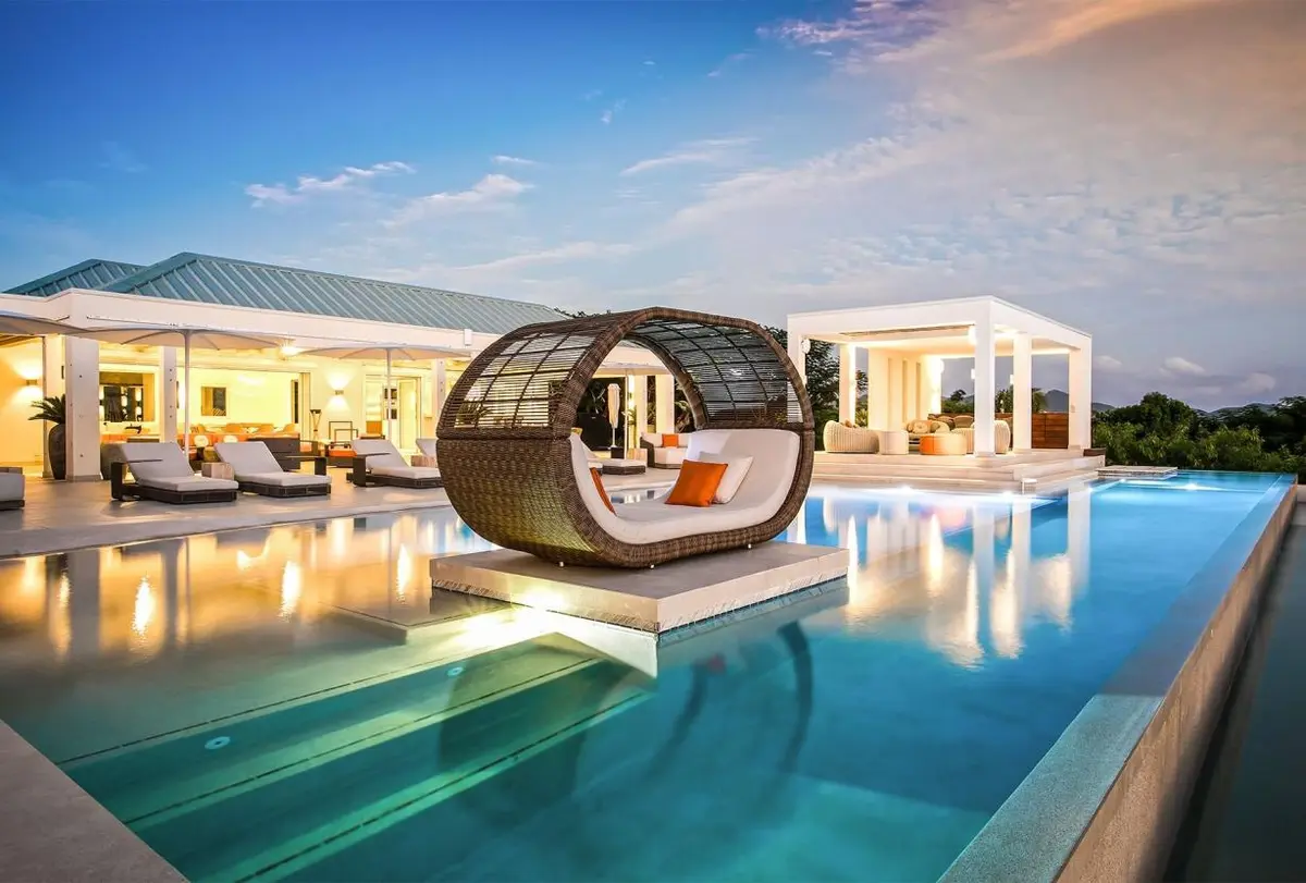 Stylish sea-view villa with pool in Terres Basses #LE, Saint Martin,