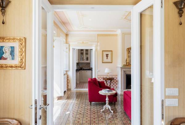 Italy,,Timeless 18th-Century Villa Near Lucca: A Tuscan Sanctuary of Elegance and Serenity #LE