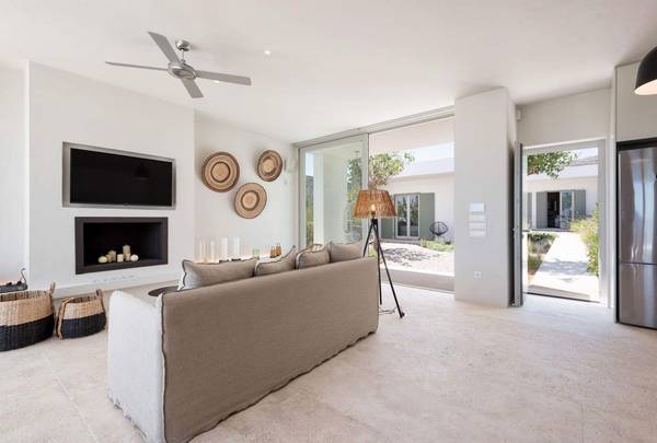 Paros,,Elegant Seafront Villa Steps from Golden Beach #LE