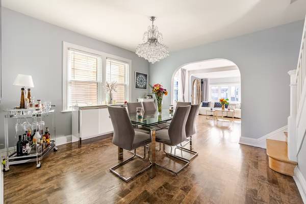 Whitestone, York 11357,151-05 20th Road 20th