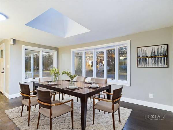 Patchogue, NY 11772-1102,115 N Clinton Ave