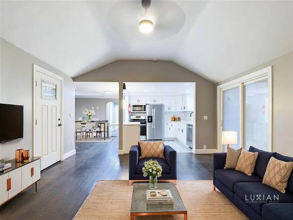 Patchogue, NY 11772-1102,115 N Clinton Ave