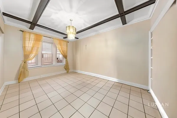 405 Irving Ave, Brooklyn, NY 11237-5939
