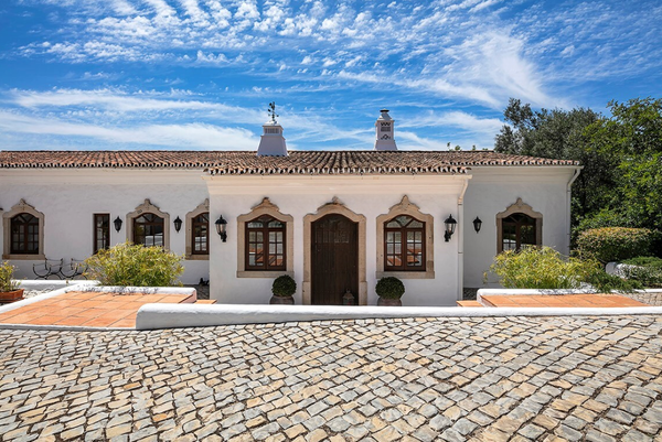Portugal,,Charming 4-Bedroom Cottage in Loulé #QPSAV/Portugal