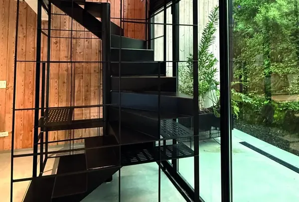 Modern House with Garden in Alto de las Palmas #LE, Colombia,