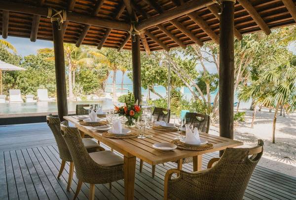 Turks And Caicos Islands,,Grace Bay Beachfront Estate with Private Pool #LE