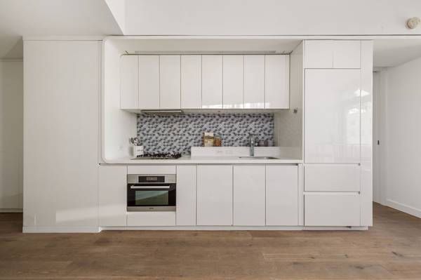 123 Washington St APT 30F, New York, NY 10006