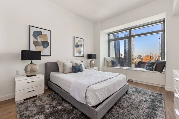 123 Washington St APT 30F, New York, NY 10006
