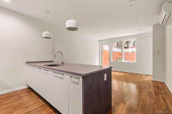 311 Hart Street Unit #1B, Brooklyn, York 11206