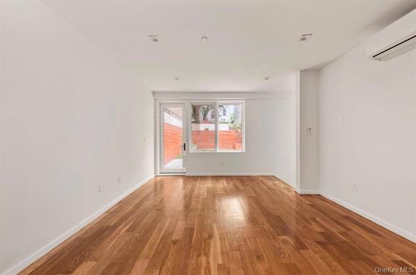 311 Hart Street Unit #1B, Brooklyn, York 11206