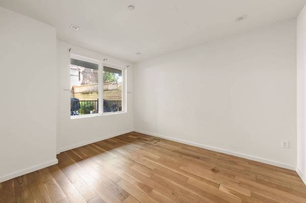311 Hart Street Unit #1B, Brooklyn, York 11206